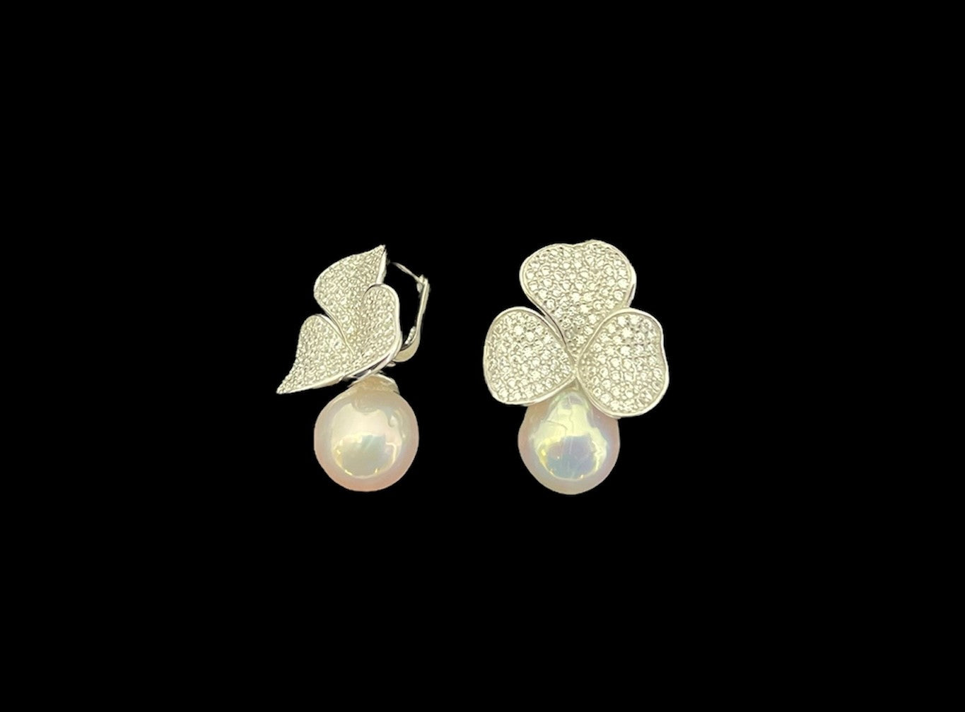 DARLING'S DELIGHT -stunning size 3 leaf clover baroque pearl earring set in 925 Sterling Silver with zirconias