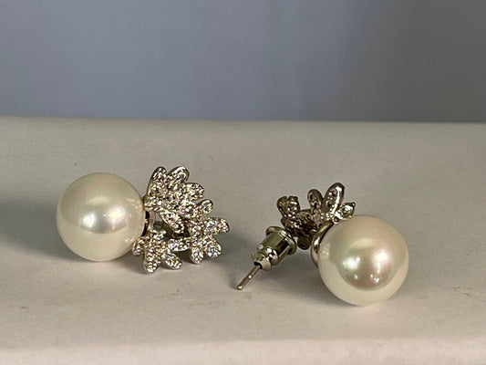 OYSTER PEARL - Unique Design Cubic Zircon Flower with a Sea Shell Pearl earring