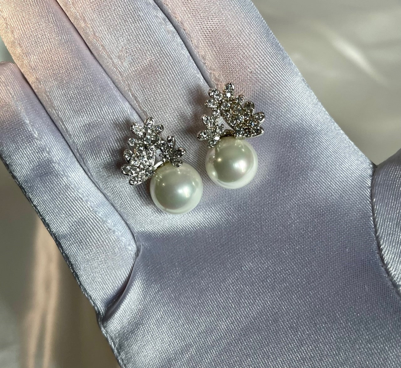 OYSTER PEARL - Unique Design Cubic Zircon Flower with a Sea Shell Pearl earring