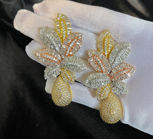 OOH LALA! - Stunning 3 Tone Gold Plated Super Luxury Large Leaf Drop Earrings