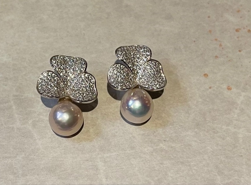 DARLING'S DELIGHT -stunning size 3 leaf clover baroque pearl earring set in 925 Sterling Silver with zirconias