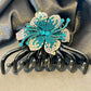 FLOWER BLING Bling flower hair claw in a medium size