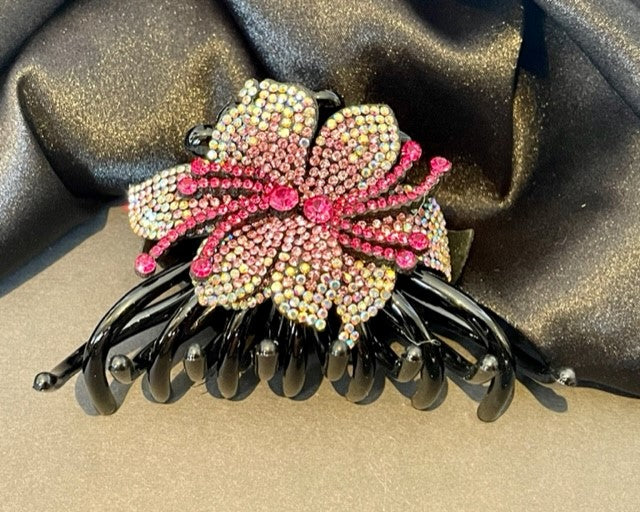 FLOWER BLING Bling flower hair claw in a medium size