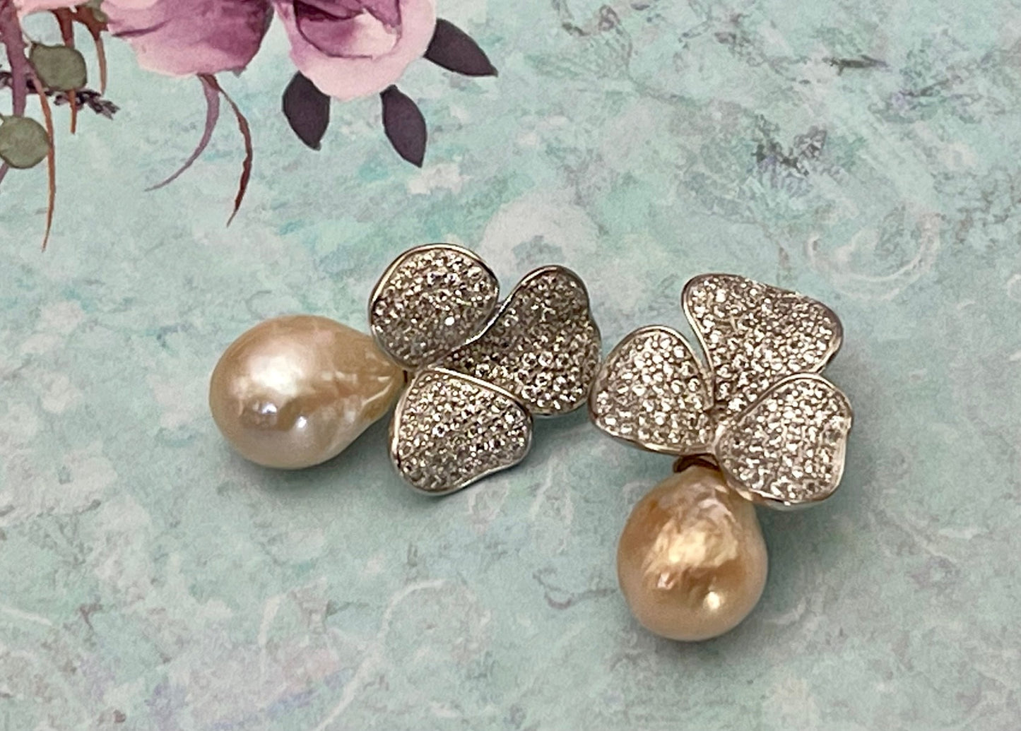 DARLING'S DELIGHT -stunning size 3 leaf clover baroque pearl earring set in 925 Sterling Silver with zirconias