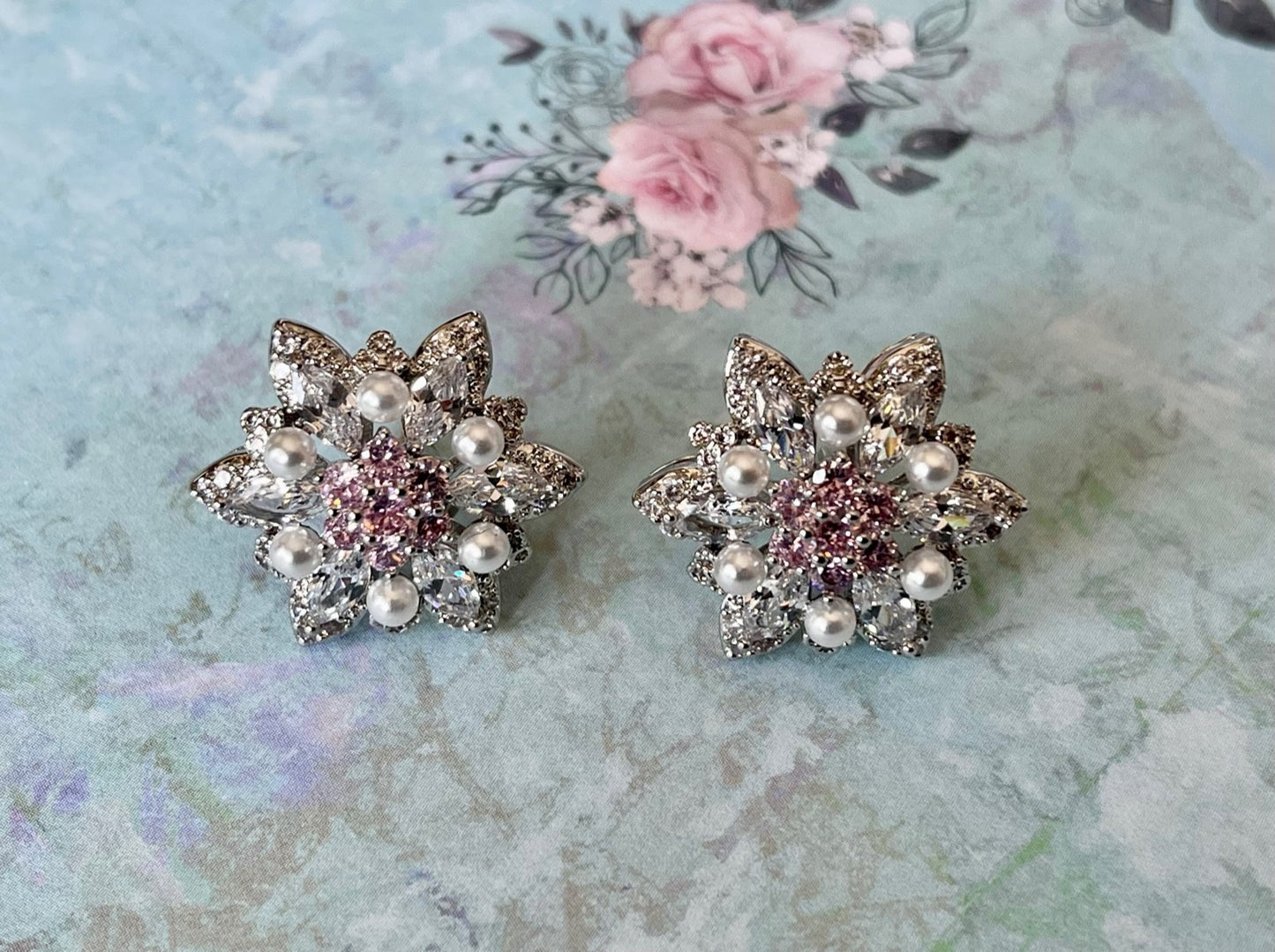 MORNING STAR - Delicate Bohemian style earring with created pearls and pink cubic zirconia and pearls