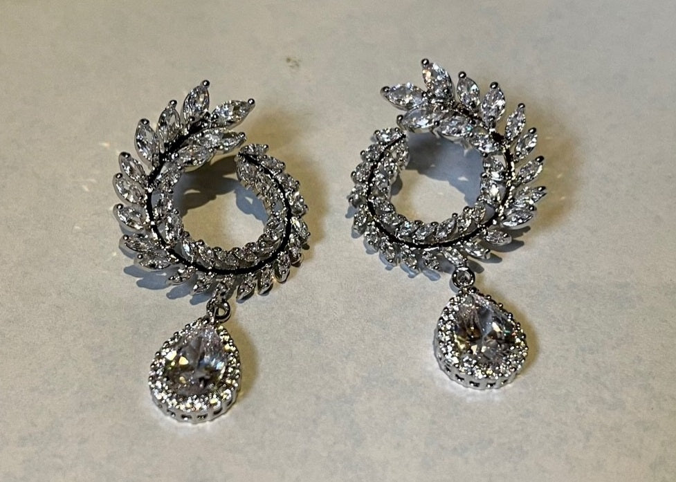 ARTISANS DELIGHT -  Elegant Olive Wreath Water Drop Marquise Cut Cubic Zirconia Earrings