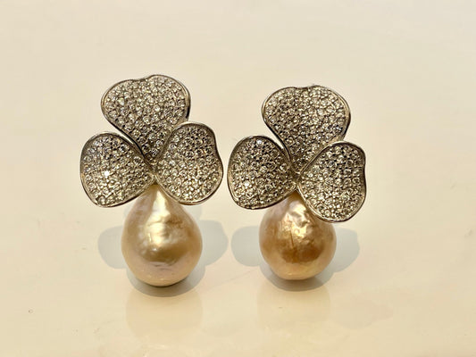 DARLING'S DELIGHT -stunning size 3 leaf clover baroque pearl earring set in 925 Sterling Silver with zirconias