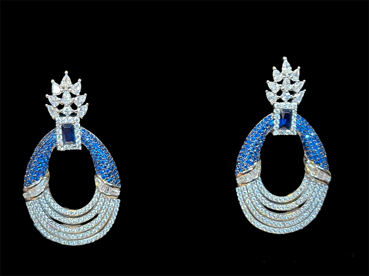 BLUE MOON - Exquisite blue and silver dangling evening earring